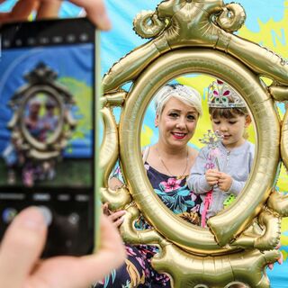 Podsumowanie roku Fundacji Zwalcz Nudę – bezpłatne projekty dla rodzin w Warszawie